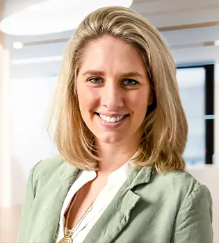 Foto von der Backoffice-Mitarbeiterin Sandra Kleinstück